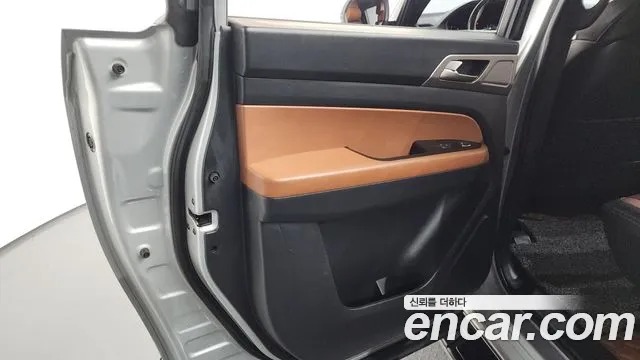KG_Mobility_Ssangyong Rexton 2019 — фото 15