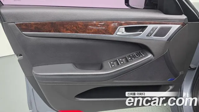 Hyundai Genesis 2016 — фото 15