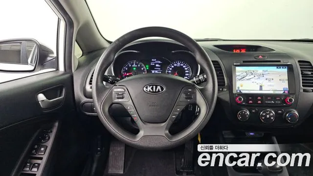 Kia K3 2014 — фото 19
