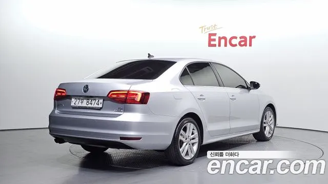 Volkswagen Jetta 2015 — фото 2