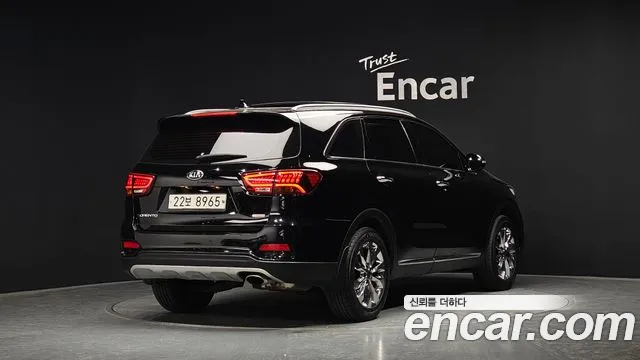 Kia Sorento 2019 — фото 2