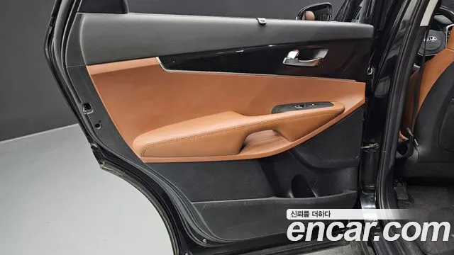 Kia Sorento 2019 — фото 15