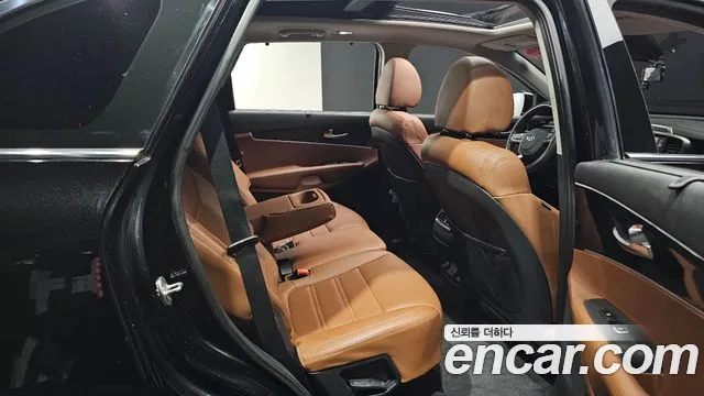 Kia Sorento 2019 — фото 16