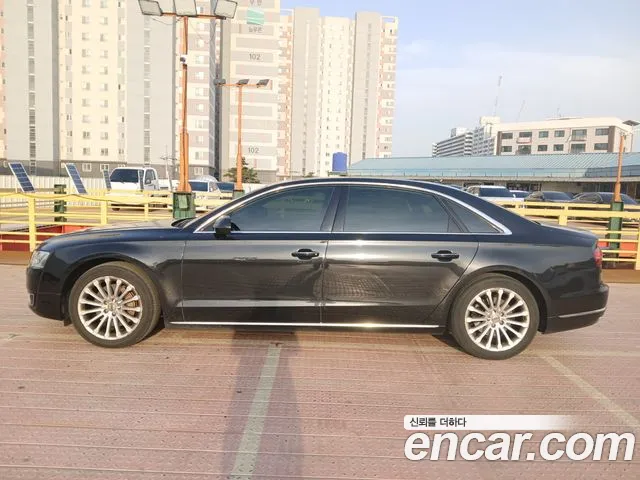 Audi A8 2015 — фото 3