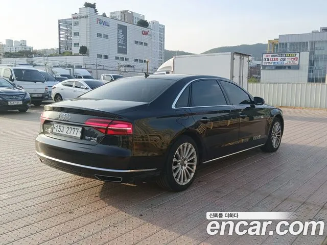 Audi A8 2015 — фото 4