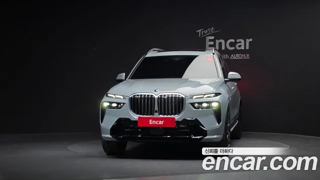 BMW X7 2025 — фото 3