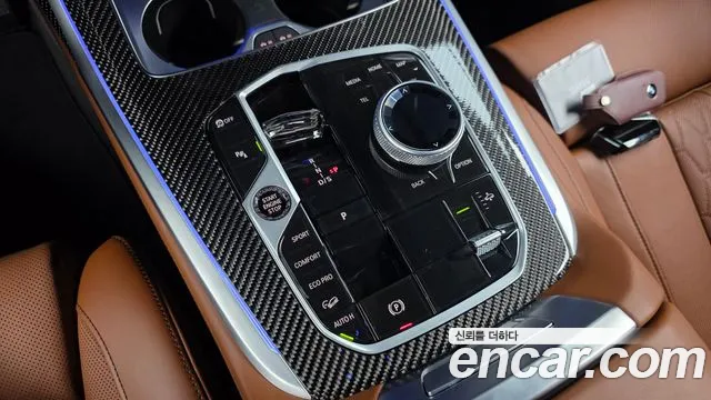 BMW X7 2025 — фото 12