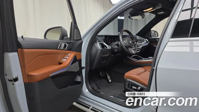BMW X7 2025 — фото 13