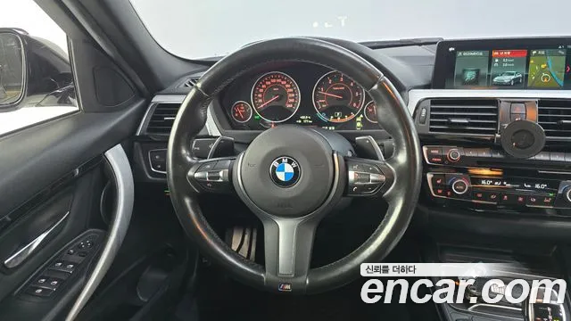 BMW 3-Series 2018 — фото 13