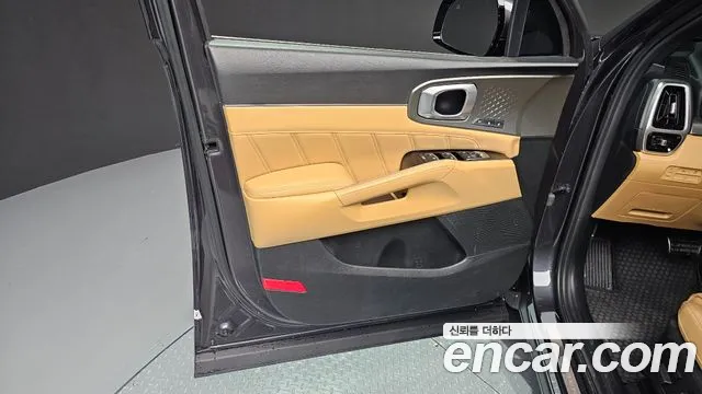 Kia Sorento 2022 — фото 14