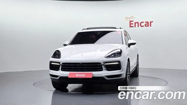 Porsche Cayenne 2020 — фото 3