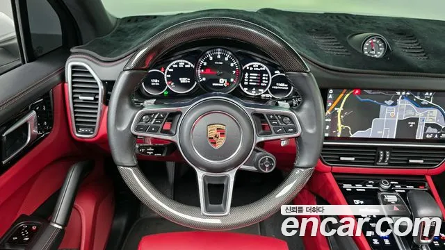 Porsche Cayenne 2020 — фото 13