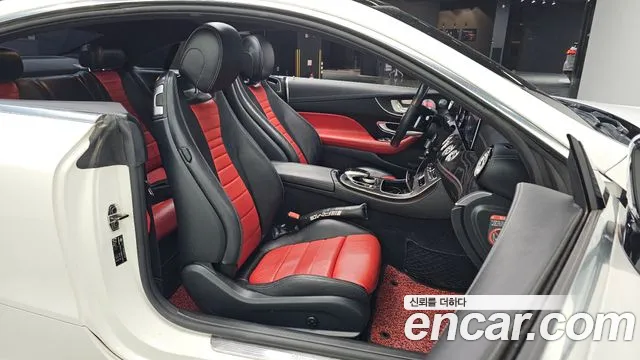 Mercedes-Benz E-Class 2019 — фото 17