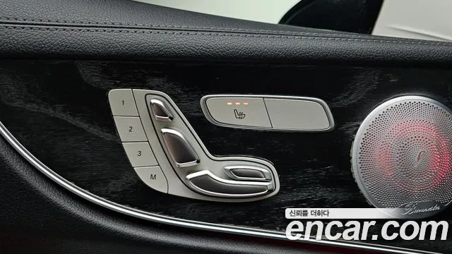 Mercedes-Benz E-Class 2019 — фото 19