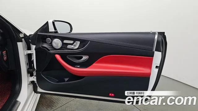 Mercedes-Benz E-Class 2019 — фото 15