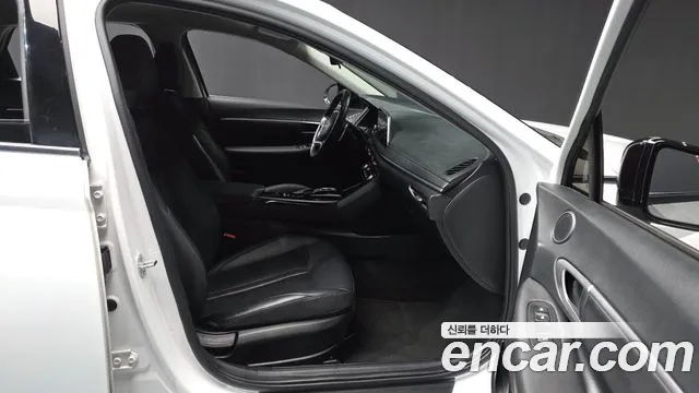 Hyundai Sonata 2022 — фото 17
