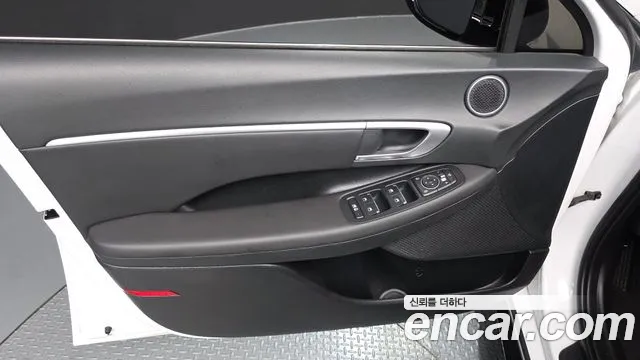 Hyundai Sonata 2022 — фото 14