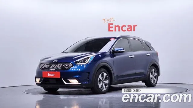 Kia Niro 2018 — фото 1