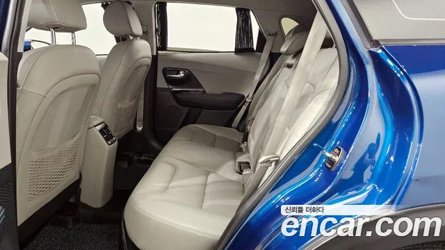 Kia Niro 2018 — фото 16