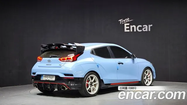 Hyundai Veloster 2020 — фото 2