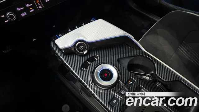 Kia EV6 2022 — фото 12