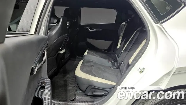 Kia EV6 2022 — фото 18