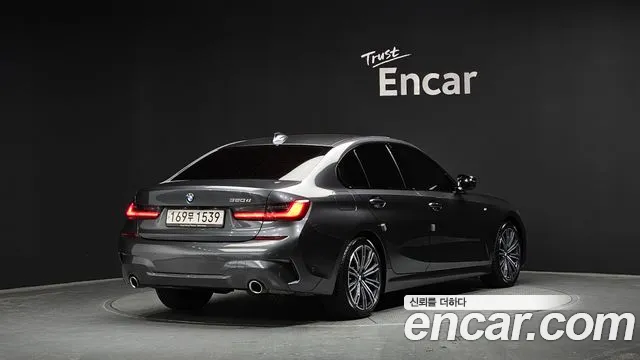 BMW 3-Series 2019 — фото 1