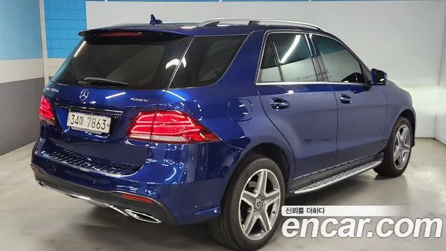 Mercedes-Benz GLE-Class 2017 — фото 2