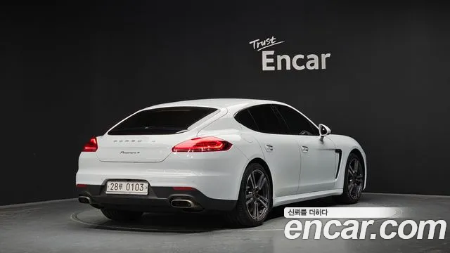 Porsche Panamera 2016 — фото 2