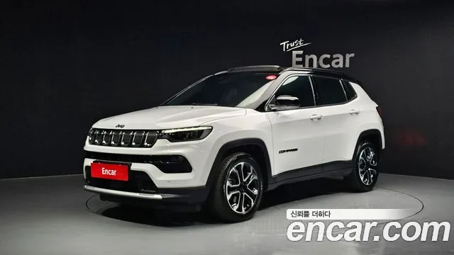 Jeep Compass 2022 — фото 1