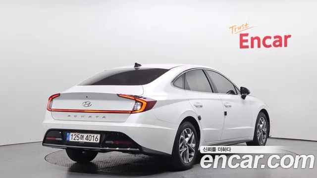 Hyundai Sonata 2022 — фото 2