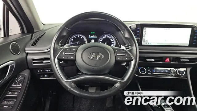 Hyundai Sonata 2022 — фото 12