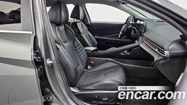 Hyundai AVANTE 2024 — фото 16