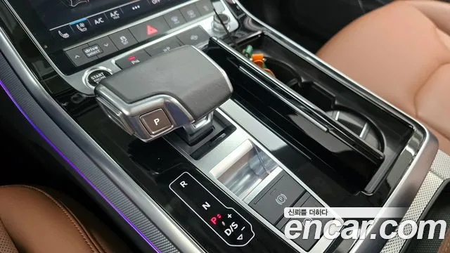 Audi Q7 2021 — фото 12