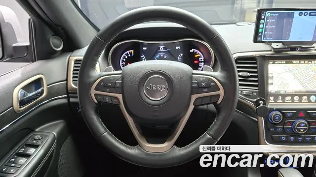 Jeep Cherokee 2017 — фото 13