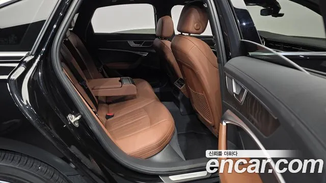 Audi A6 2023 — фото 18