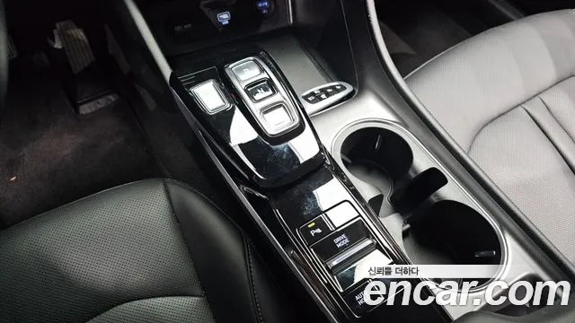 Hyundai Sonata 2022 — фото 12