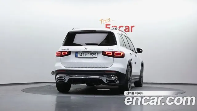 Mercedes-Benz GLB-Class 2021 — фото 3