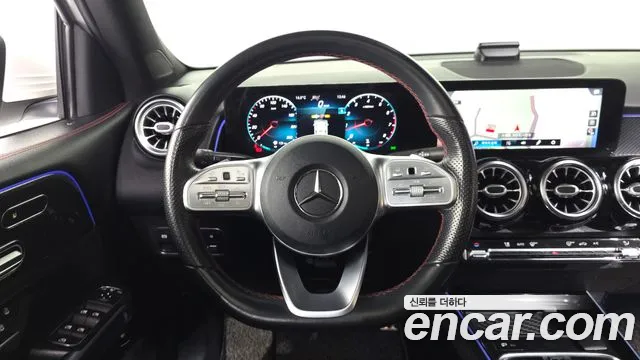 Mercedes-Benz GLB-Class 2021 — фото 18