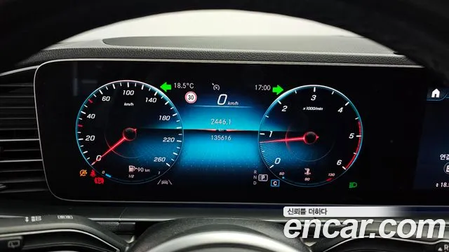 Mercedes-Benz GLE-Class 2019 — фото 11