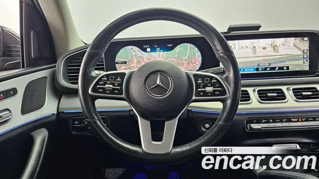 Mercedes-Benz GLE-Class 2019 — фото 19