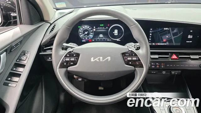 Kia Niro 2024 — фото 19