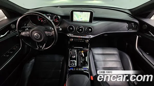 Kia Stinger 2018 — фото 10