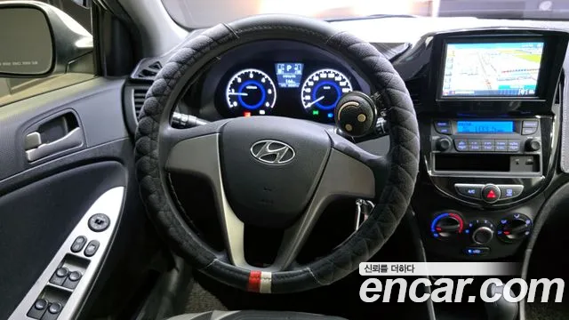 Hyundai Accent 2016 — фото 12