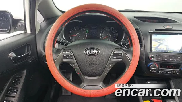 Kia K3 2015 — фото 13