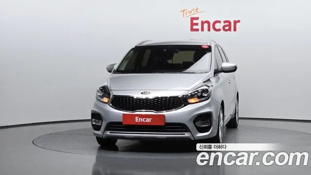 Kia Carens 2017 — фото 3