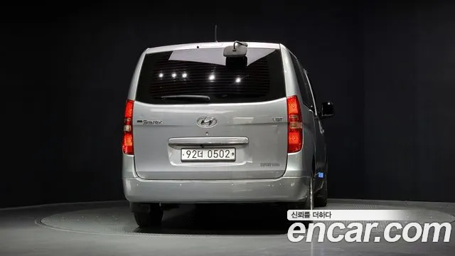 Hyundai Starex 2018 — фото 4