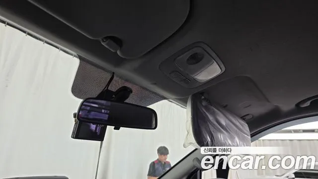 Hyundai Starex 2018 — фото 18