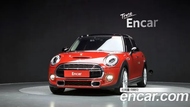 Mini Cooper 2015 — фото 2