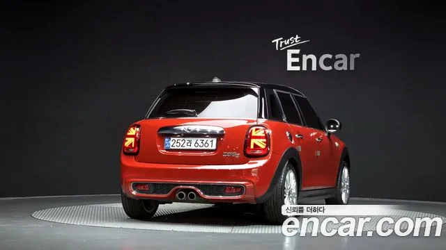 Mini Cooper 2015 — фото 3